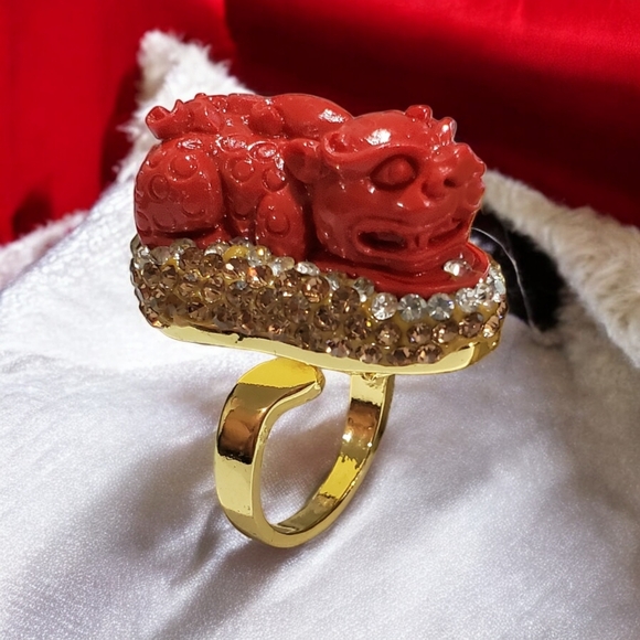 Unique & Special Carved Pixiu  Statement Ring - Picture 5 of 5